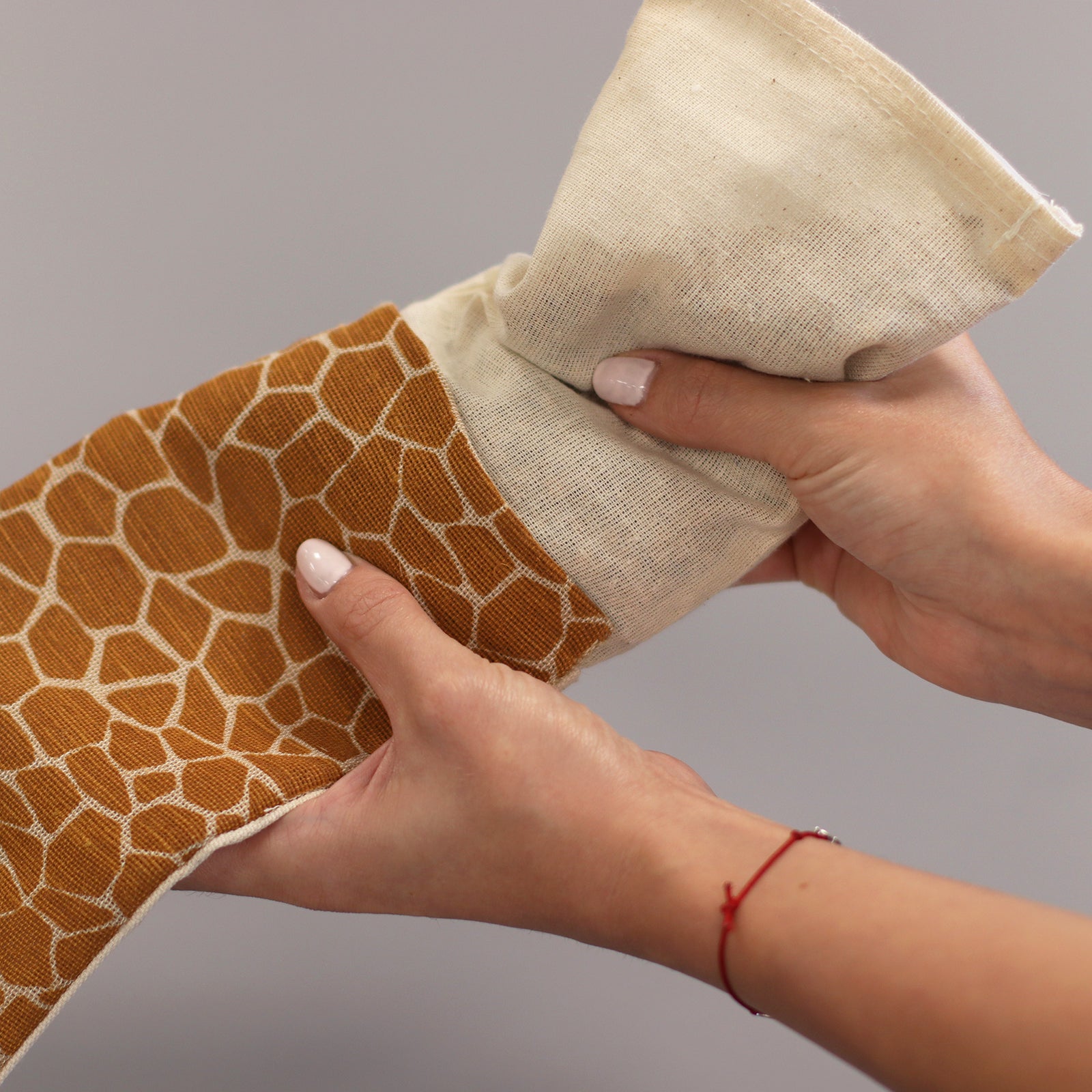 Madagascar Giraffe - Lavender Natural Cotton and Juco Eye Pillow in Gift Box